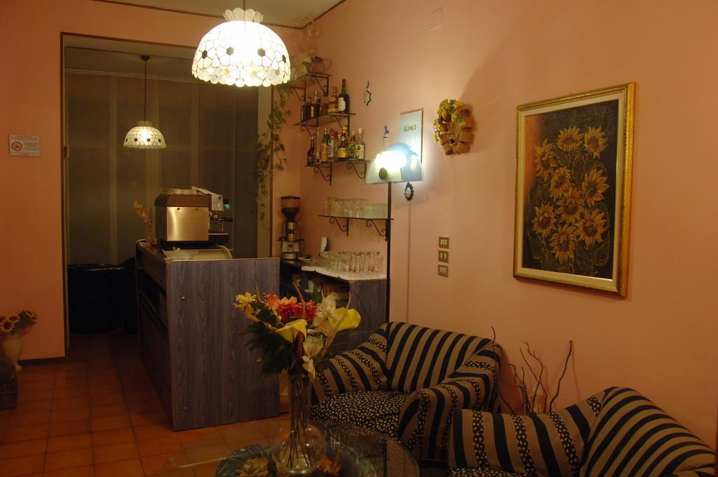 Santa Lucia Hotel Кианчано Терме Екстериор снимка